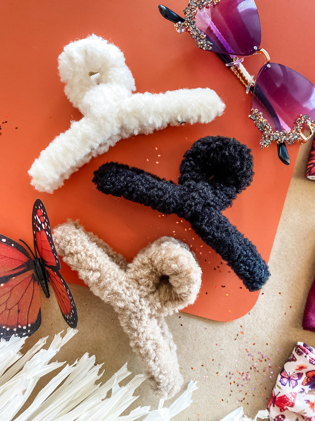 Jumbo Teddy Claw • 3 Colors