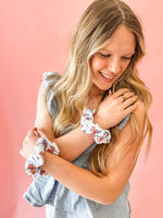 American Teddy Jumbo Scrunchie